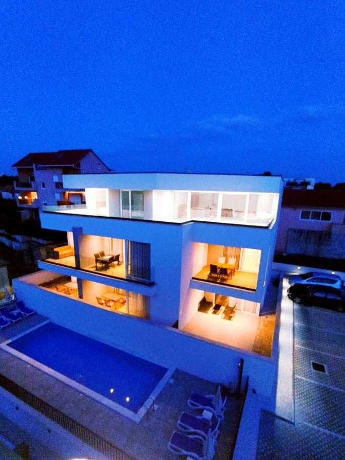 Villa Apartment Joel Trogir Exterior foto